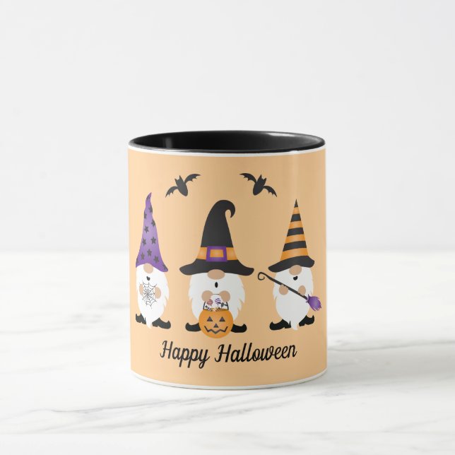 Taza Feliz Naranja púrpura de Halloween Gnomes (Centro)