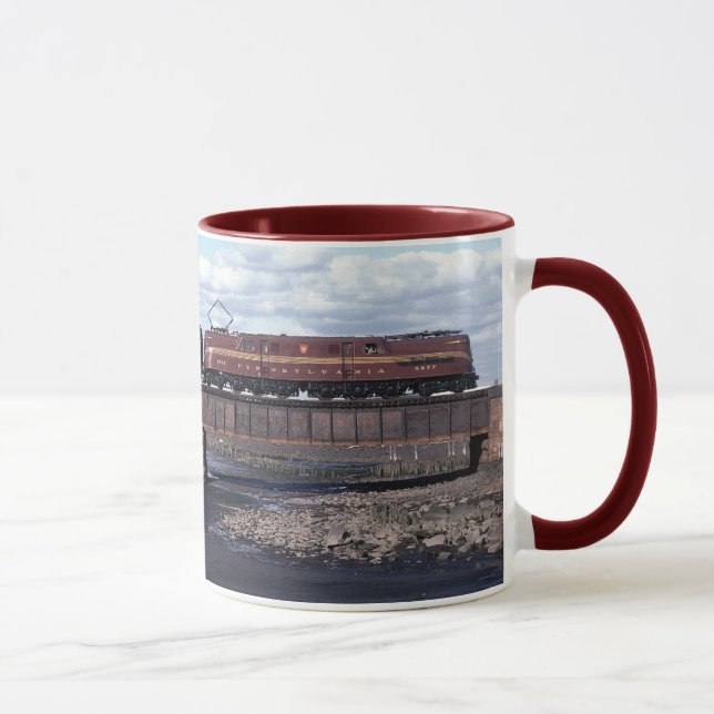 Taza - ferrocarril GG1 4877 de Pennsylvania (Derecha)