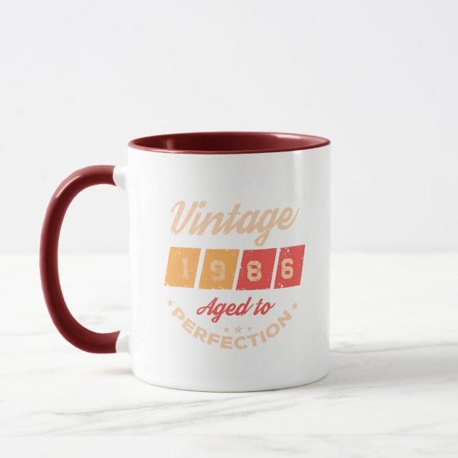 Taza Fiesta de cumpleaños personalizada cuarenta vintag (Izquierda)