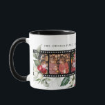 Taza Film Negative Christmas Photo Card<br><div class="desc">Esta taza de Navidad presenta una tira de película negativa que puede añadir 4 fotos. Hay un acento de berry de invierno con un lugar para añadir tu nombre y año.</div>