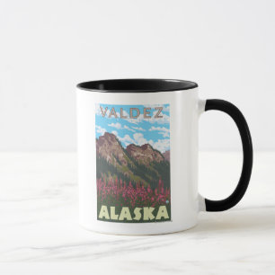 Taza Fireweed y montañas - Valdez, Alaska