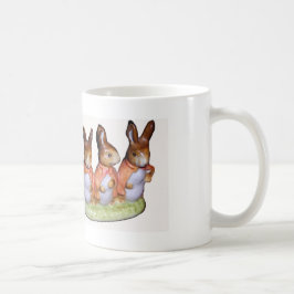 Taza - Flopsy, Mopsy y conejo de rabo blanco