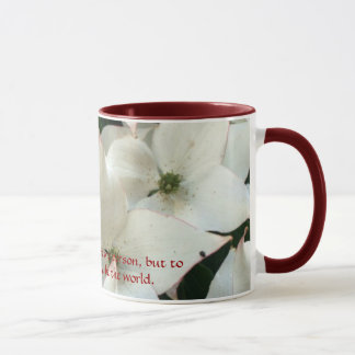Taza floral blanca delicada