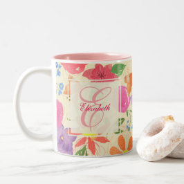 Taza floral bonita del monograma