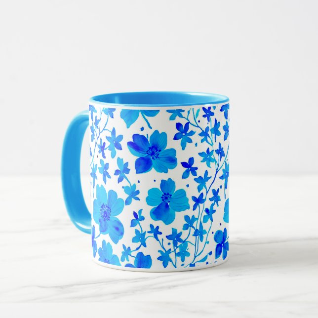 Taza Floral Botánico en Azul Profundo y Blanco (Anverso izquierdo)