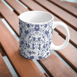 Taza floral de café estética tiempo