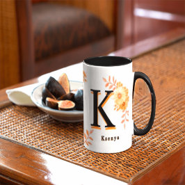 Taza floral de otoño personalizada - nombre e inic