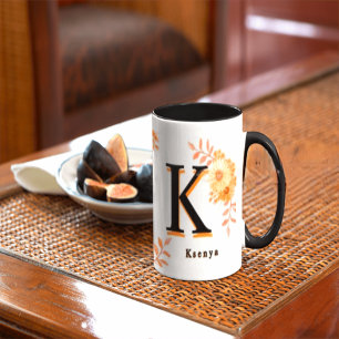 Taza floral de otoño personalizada - nombre e inic