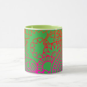 Taza Flores naranjas púrpuras y fondo verde claro