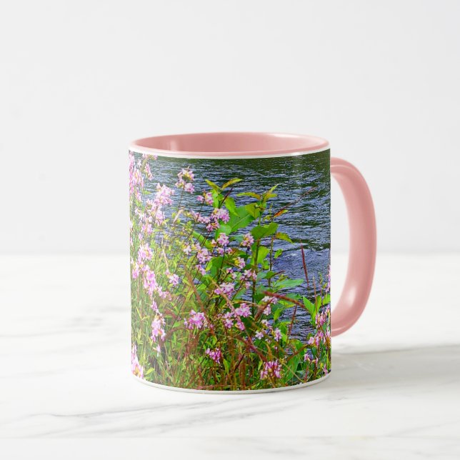 Taza flores silvestres rosadas, río, flores naturales (Anverso derecho)