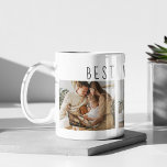 Taza Foto de colección moderna y el mejor regalo de la<br><div class="desc">Presentamos el Regalo de texto Modern Collage Photo & Best Family Ever, una manera única y personalizada de celebrar el amor y la alegría de tu familia. Este regalo especial combina la belleza de un collage de fotos personalizados con un mensaje sincero para crear un conservador memorable que será valorado...</div>