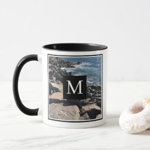 Taza Foto de Ocean Waves and Rocks First Black