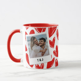 Taza Foto de pareja moderna en rojo y blanco con inicia