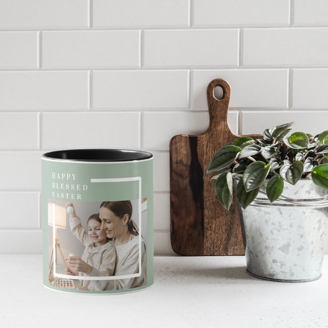 Taza Foto de Trendy Family | Green Happy Blessed Easter (Subido por el creador)