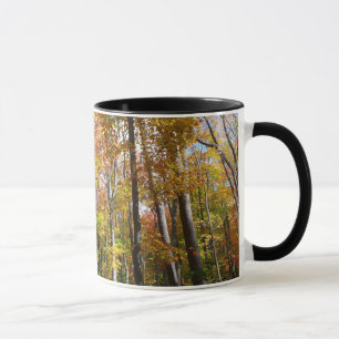 Taza Fotografía del paisaje otoñal del bosque otoñal II