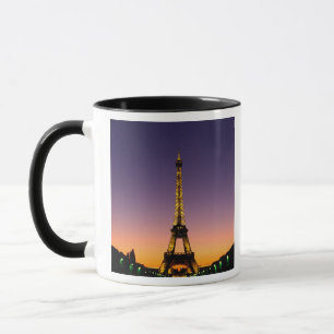 Taza Francia, París, Torre Eiffel al atardecer.
