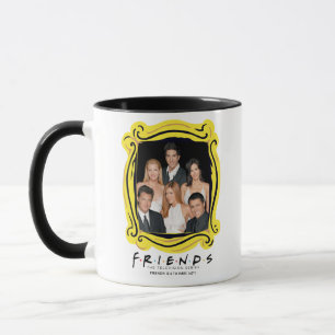 Taza FRIENDS™   Elenco con traje formal primer plano