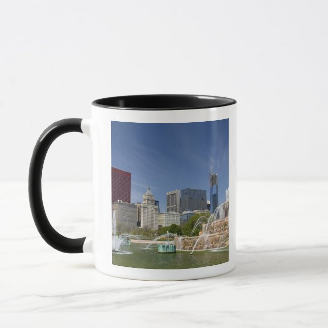 Taza Fuente de Buckingham, ubicada en Grant Park, 2 (Izquierda)