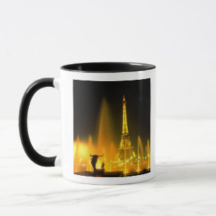 Taza Fuente en la mundialmente famosa Torre Eiffel Parí
