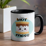 Taza Funny Kawaii S'mores Hot Mess<br><div class="desc">Funny Kawaii S'mores Hot Mess Mug - Definitivamente serás un camper feliz con esta taza de desastre caliente de S'mores. Con la deliciosa, dulce y dulce fogata de campanas con una cara cariñosamente kawaii. Quemar calorías en la fogata nunca fue tan bueno. También una opción de regalo realmente maravillosa. No...</div>