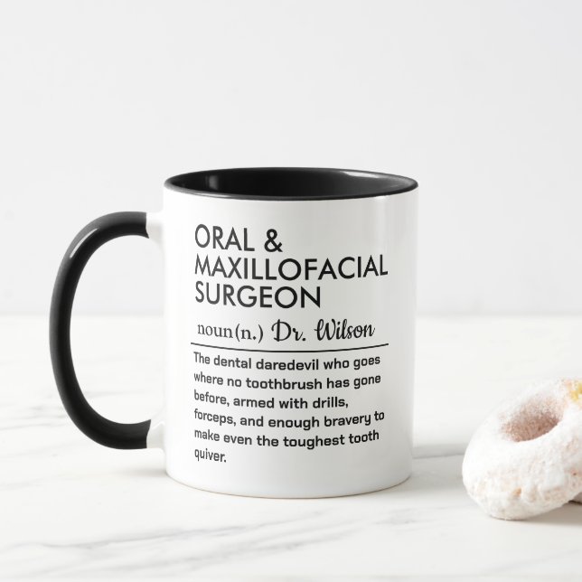 Taza Funny Personalized Dentist Definition (Con donut)