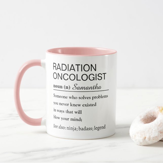 Taza Funny Personalized Radiation Oncologist Definition (Con donut)