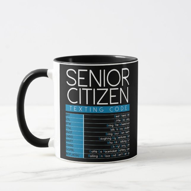 Taza Funny Senior Citizen Texting Code Cool Grandpa (Izquierda)