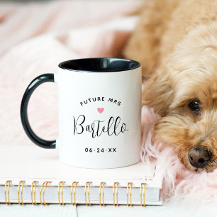 Taza Futuro Sra. Boda de nombre de guión negro personal