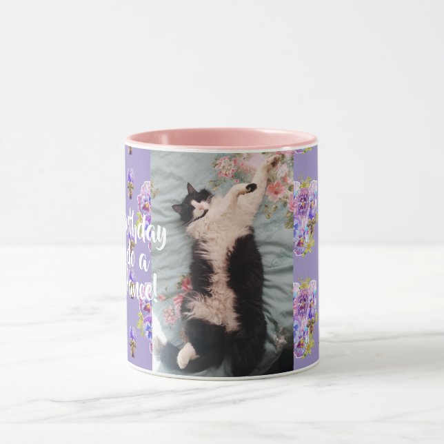 Taza Gato de Tuxedo Gracioso Danza Feliz Cumpleaños Mug (Centro)