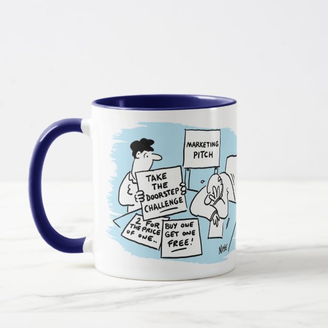 Taza Gerente de marketing con ideas de campaña de venta (Izquierda)