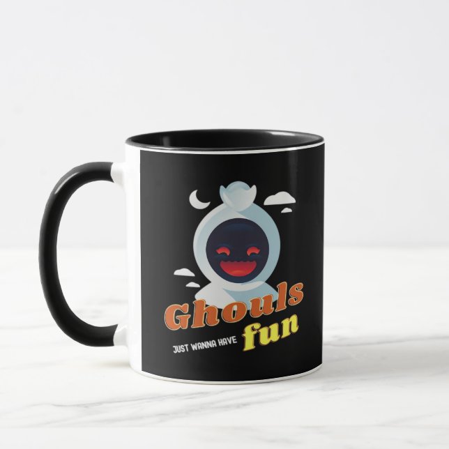 Taza Ghouls solo quiere divertirse con Halloween y cita (Izquierda)