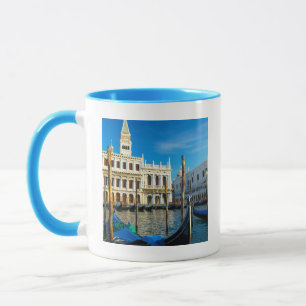 Taza Góndolas en el Gran Canal cerca del Palacio de Dog