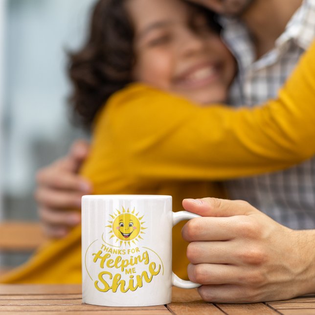 Taza Gracias Por Ayudarme A Brillar Mug (Show your gratitude with this cute, "Thanks for helping me shine" sun mug! )