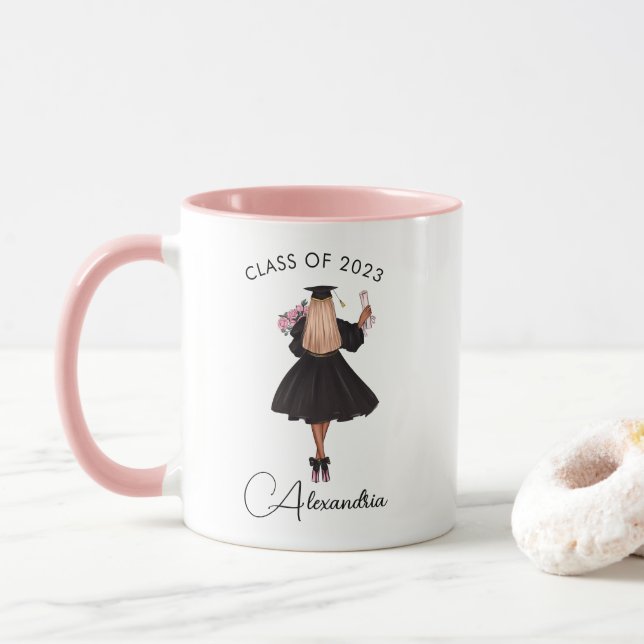 Taza Graduado de escritura Casual moderna Clase de 2023 (Con donut)