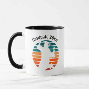 Taza Graduado de Graduación Retro Saltando por Alegría 