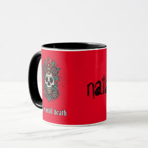 Taza Gráficos de cráneo blanco gótico y tatuaje rosa ro