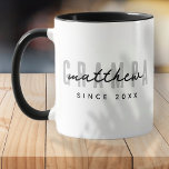 Taza Grampa Modern Elegant Simple Día del Padre<br><div class="desc">Este diseño sencillo y moderno se compone de una tipografía de san serif.</div>