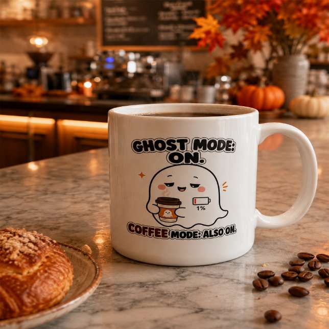 Taza grande de Halloween con café en modo fantasma (Subido por el creador)