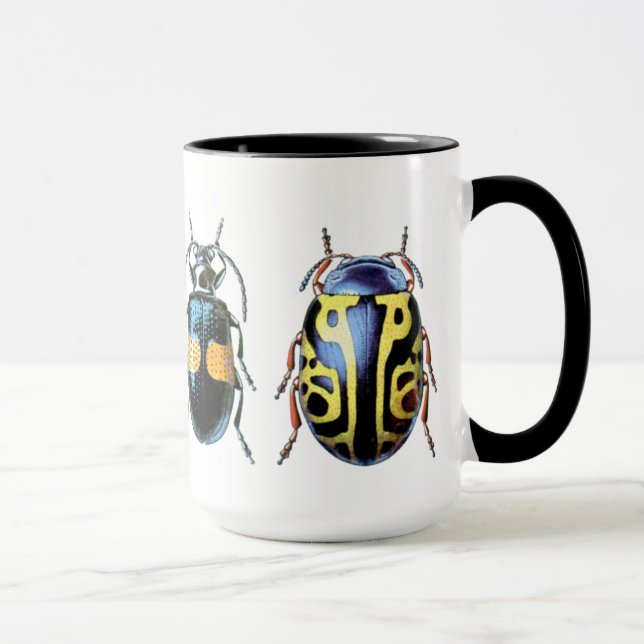 Taza grande del escarabajo (Derecha)