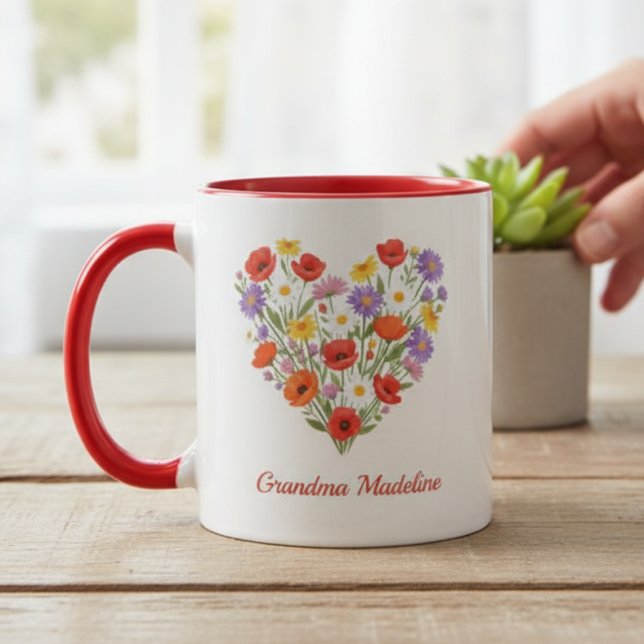Taza Grandma Mug - Heart-Shaped Wildflowers (Floral Heart personalized mug)