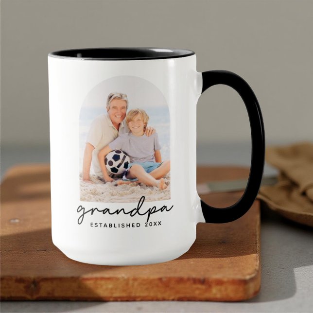 Taza Grandpa Established 20XX Modern Simple Photo (Subido por el creador)
