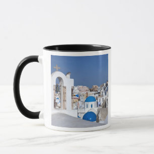 Taza Grecia, Santorini. Campanario y cúpulas azules de 