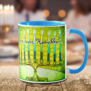 Taza Green Menorah Peace Love Hanukkah Guión moderno