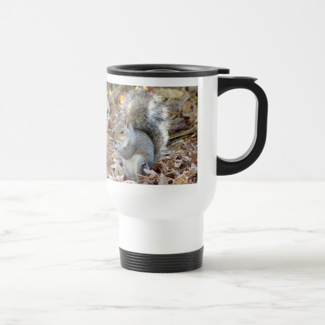 Taza gris del animal de la ardilla (Derecha)