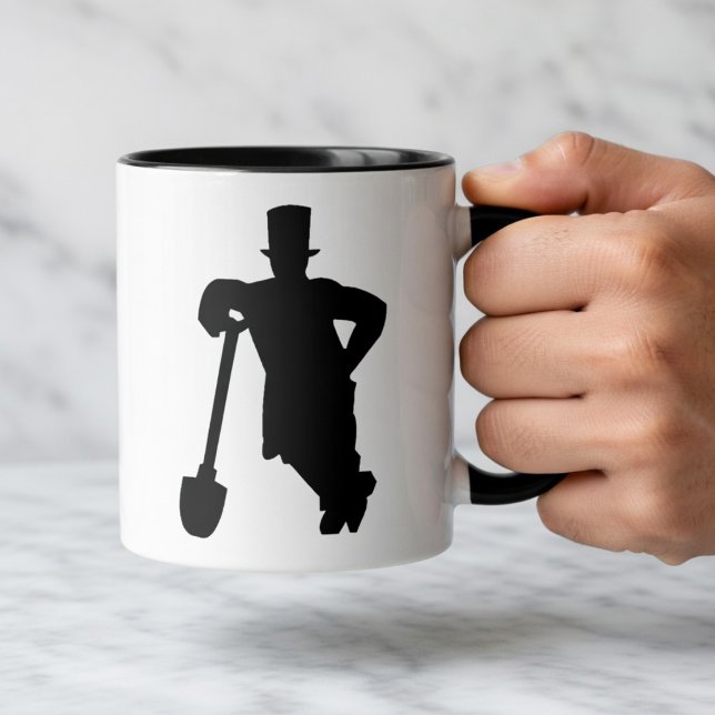 Taza Grobar sa Lopatom  (Subido por el creador)