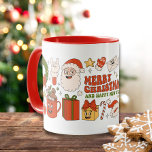 Taza Groovy Hippie Retro Merry Christmas Santa Funny<br><div class="desc">Groovy Hippie Retro Merry Christmas Santa Funny Name Personalized Coffee Mugs presenta coloridos íconos vintage de Navidad como Santa Claus, árboles de Navidad, gente de pan de jengibre, coronas, regalos y el texto "Feliz Navidad y feliz Año Nuevo" en la moderna tipografía de escritura roja. Perfecto para Navidades y regalos...</div>