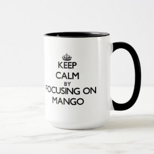 Taza Guarde la calma centrándose en el mango