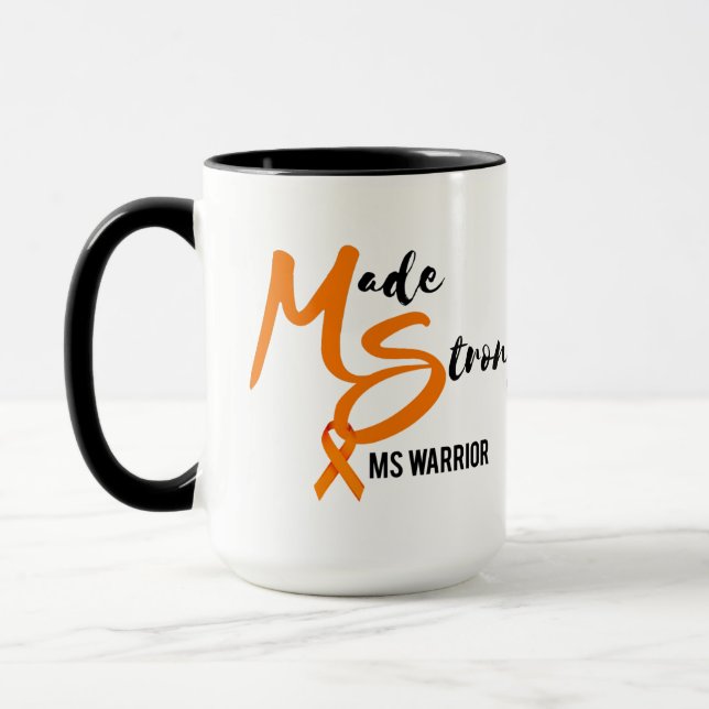 Taza Guerrero fuerte hecho del ms (Izquierda)