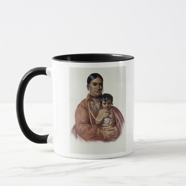 Taza Hacer-Hon-Va, una mujer de Osage (Izquierda)