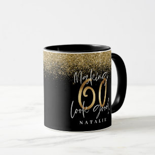 Taza Hacer que 60 parezca un buen favor de cumpleaños p